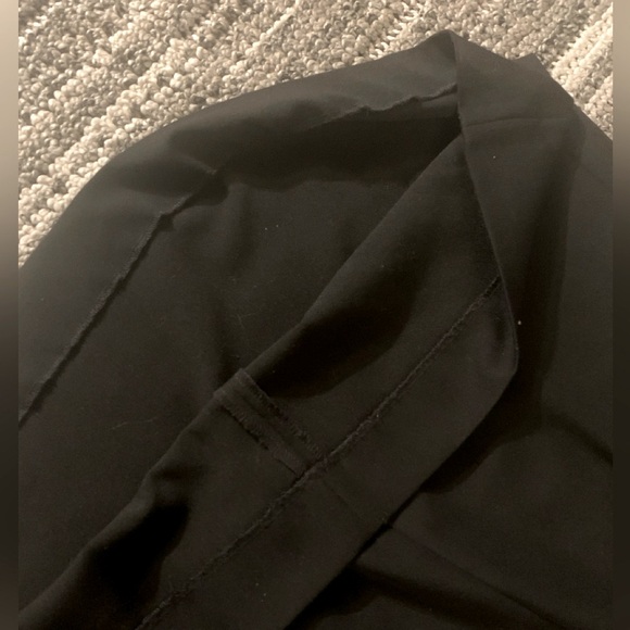 Classic Dress π€ - Picture 4 of 5